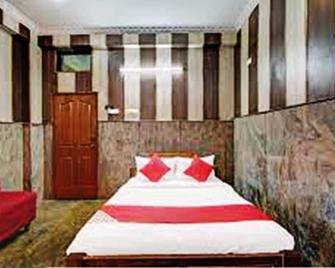Hotel Jyothi international - Mandya - Camera da letto