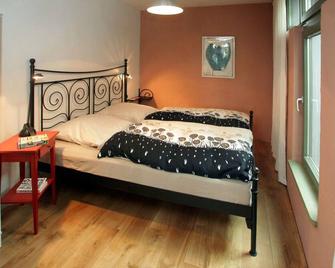 Altstadt-Ferienwohnung-Torgau - Torgau - Schlafzimmer