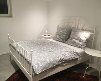 Ferienwohnung Bei Beppi - Geisenheim - Slaapkamer
