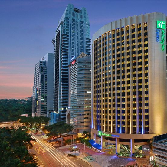 Building view of Holiday Inn Express Kuala Lumpur City Centre