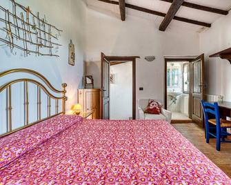 Farmhouse 'casale Storico XVII Sec - Girasole' With Mountain View, Shared Pool And Wi-Fi - Giano dell'Umbria