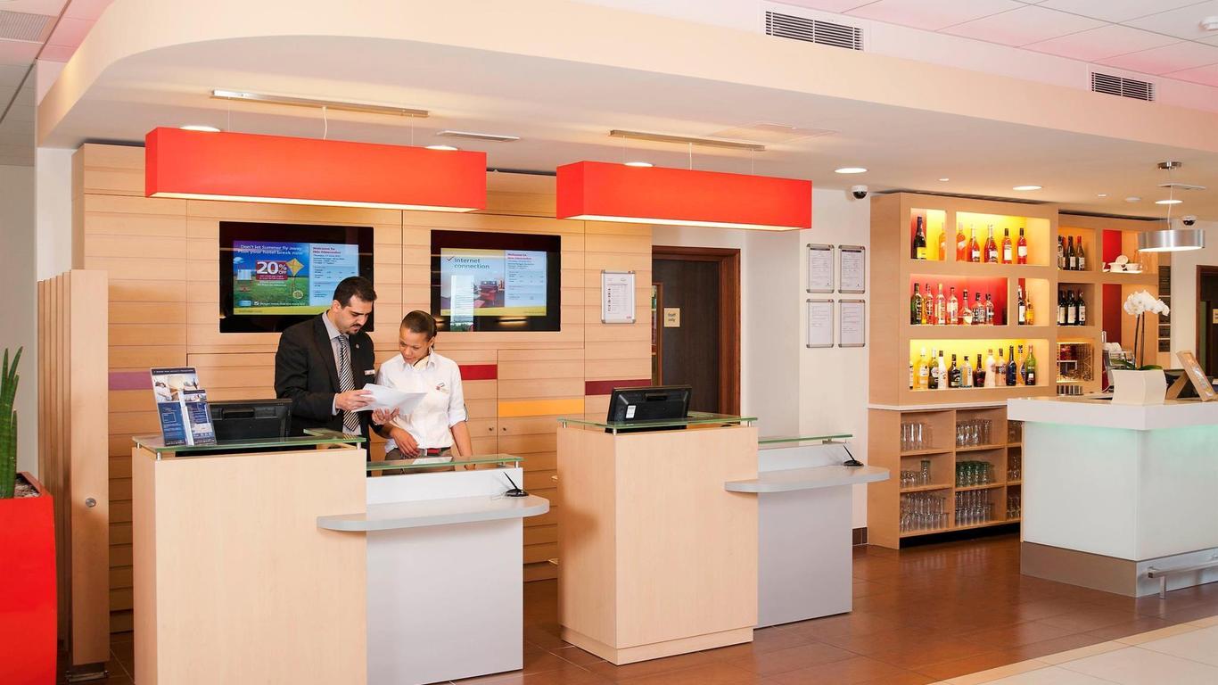 إيبيس جلوستر