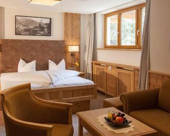 Huber Hotel Tramserhof - Landeck - Schlafzimmer