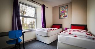 Russell Scott Hostels - Sheffield - Bedroom