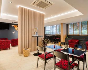 First Euroflat Hotel - בריסל - מסעדה