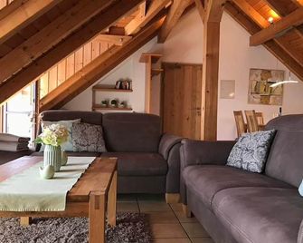 Ferienweingut Peter Stübinger - Leinsweiler - Huiskamer