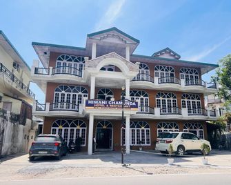 Himani Chamunda - Kāngra - Building