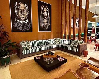 Carlton Plaza Baobá - Taubaté - Lobby