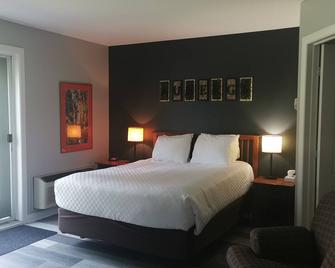 Auberge du Vieux Foyer - Val-David - Bedroom