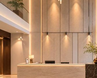 Sapphire Hotel & Convention Centre - Baddi - Front desk