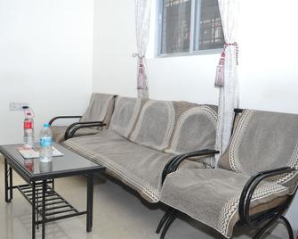 Jk Rooms 123 Hotel Orangeleaf - Nagpur - Lobby