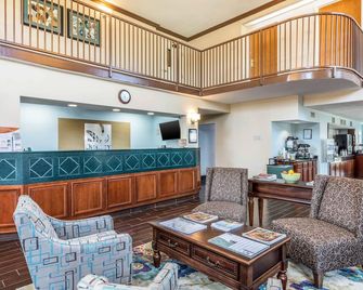 Quality Suites Paducah I-24 - Paducah - Lobby