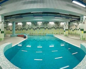 Hotel Villa Plinia - Pragelato - Zwembad