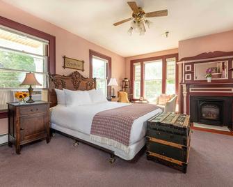 ذي أولد ستيج كوتش إن - واتربوري (فيرمونت) - غرفة نوم