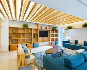 Courtyard by Marriott Cancun Airport - Cancún - Living room