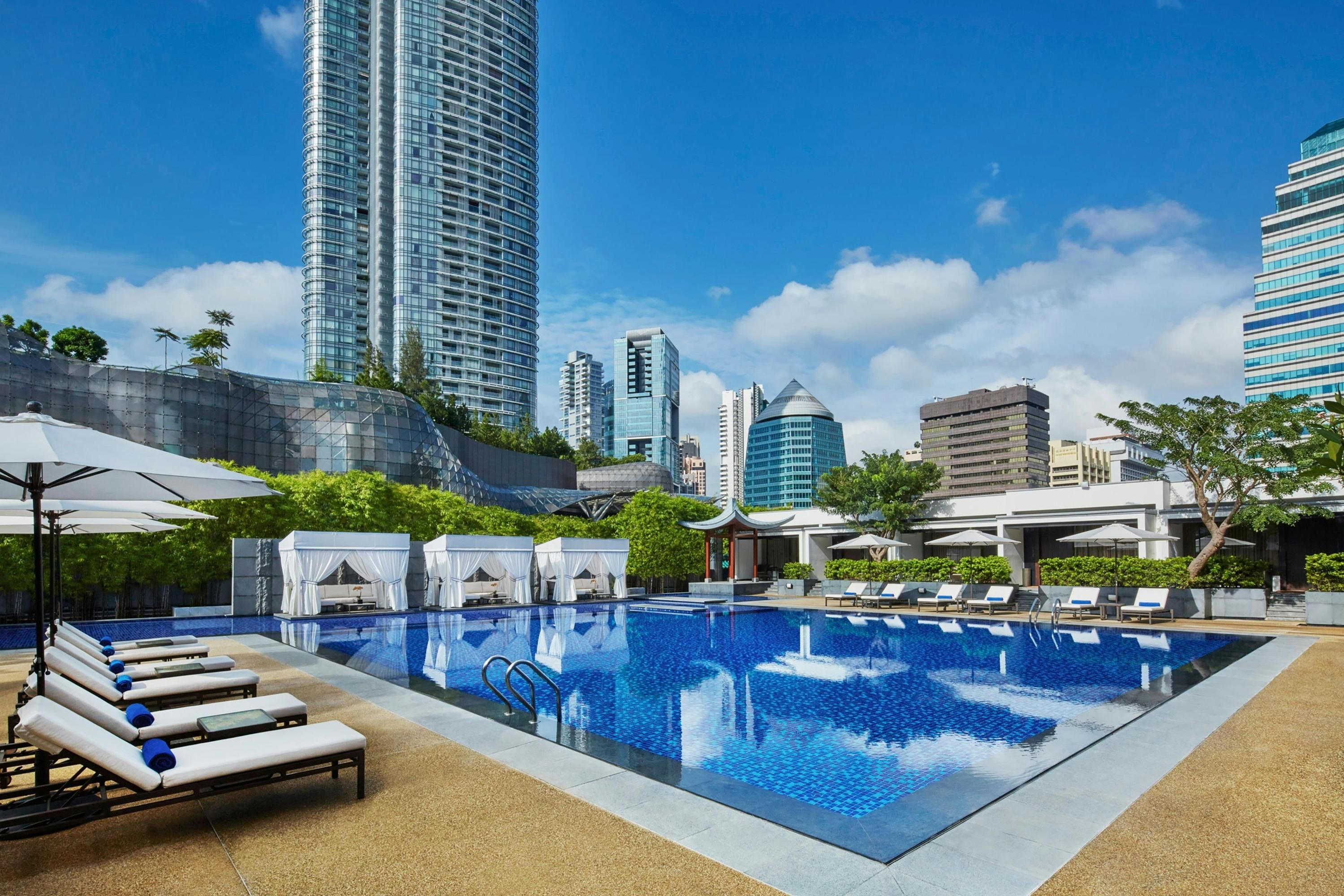Singapore Marriott Tang Plaza Hotel - Singapore - בריכה