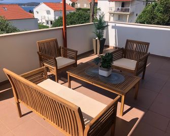 Apartments Teo - Hvar - Balcony