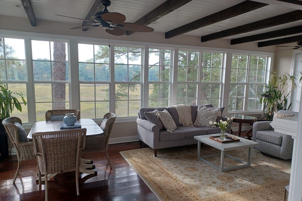 Living room view of Peace on the Brewers River.