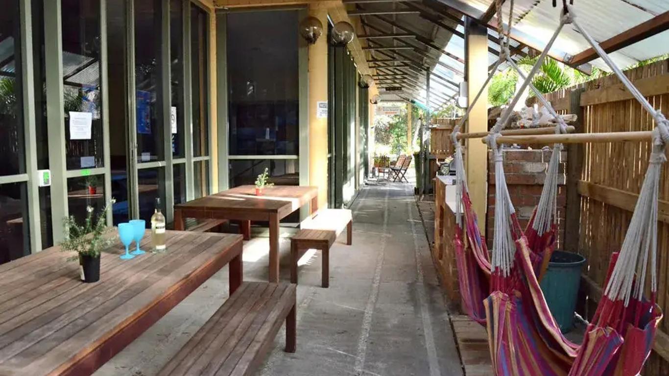 Manta Lodge Yha & Scuba Centre