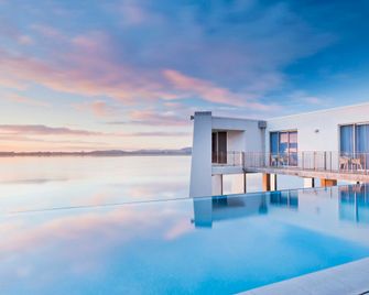 Trinity Wharf Tauranga - Tauranga - Pool