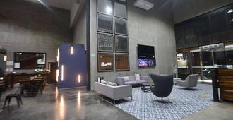 Hangar Inn Select Aeropuerto Guadalajara - Guadalajara - Lounge
