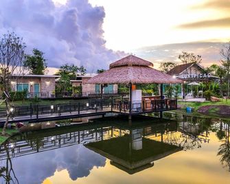Loftpical Resort - Phuket - Bar