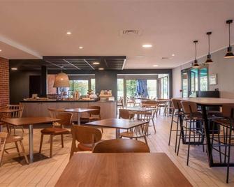 كامبانيلي نيتشر - كاهور - كاهور - مطعم