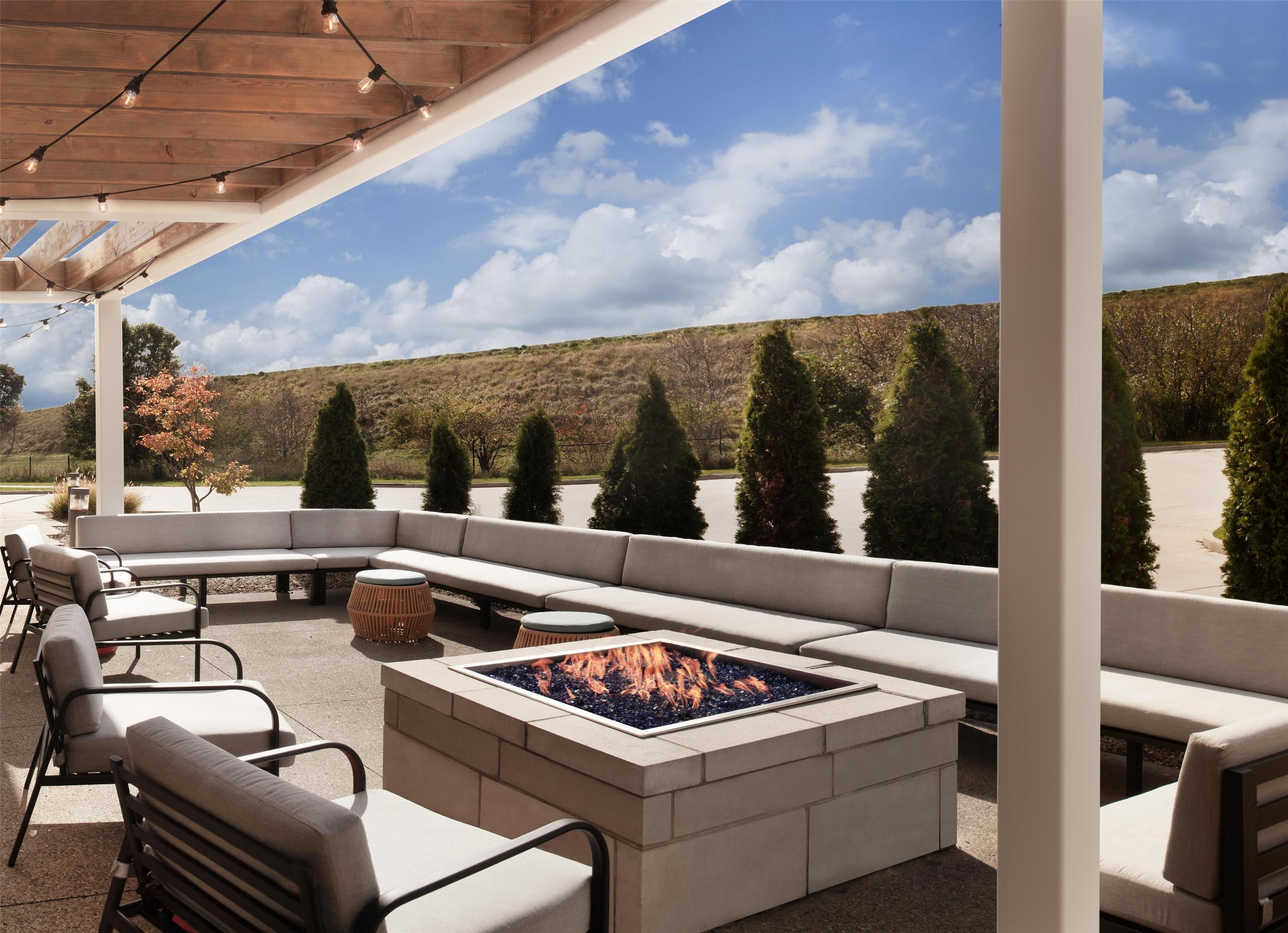 Home2 Suites by Hilton Canton - Canton - Edificio