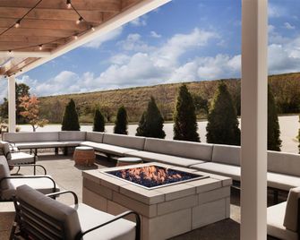 Home2 Suites by Hilton Canton - Canton - Building