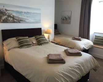 The Haven Guest House - הוליהד - חדר שינה