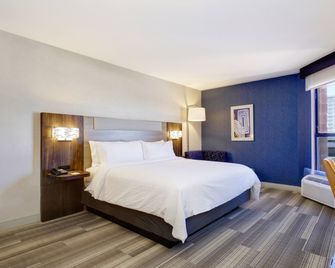 Holiday Inn Express & Suites Phoenix-Tempe By IHG - Tempe - Bedroom