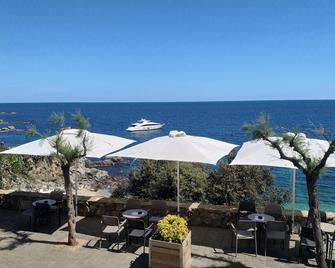 Hotel Mediterrani - Calella de Palafrugell - Binnenhof