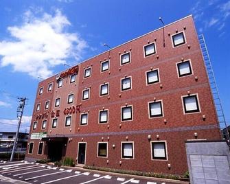 Business Hotel Kg - Ōita - Building