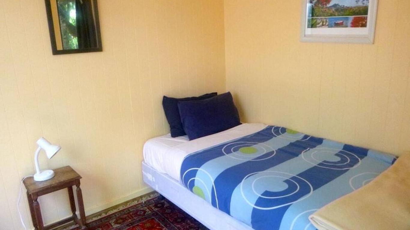 Raglan Backpackers