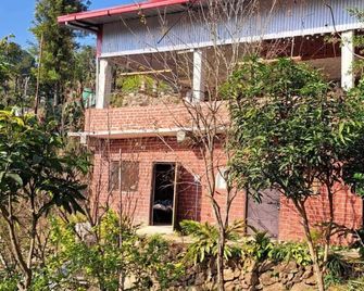 Junegiri Farms & Homestay - Rishikesh - Building