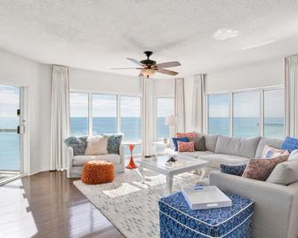 Emerald Isle by Southern Vacation Rentals - Pensacola Beach - Pokój dzienny