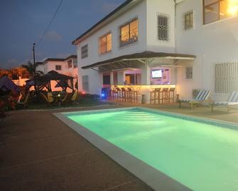 Residence Helios - Abidjan - Piscine