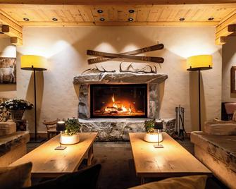 Hotel Spitzhorn - Saanen - Lounge