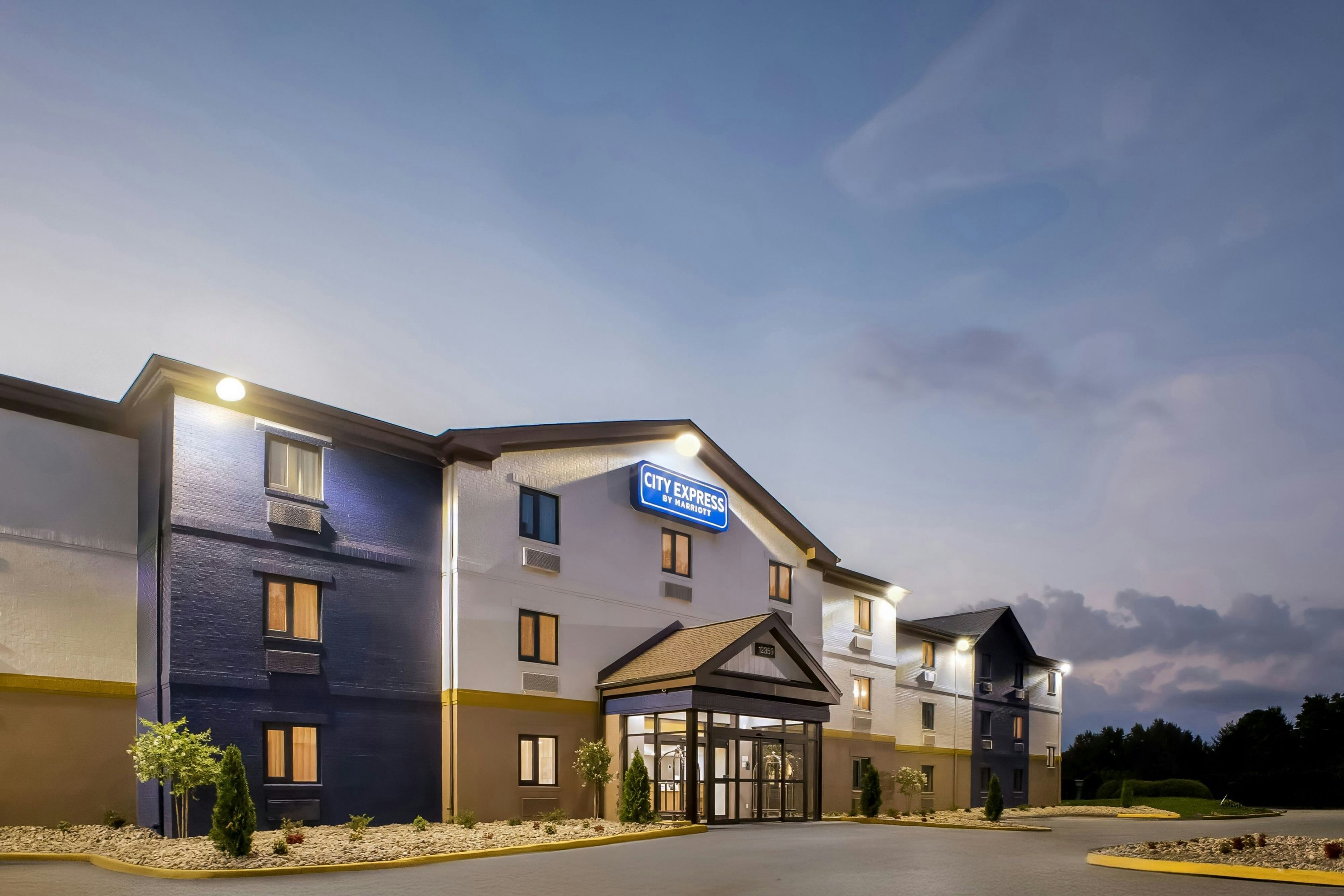 City Express By Marriott Newport News - ניופורט ניוז - בניין