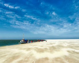 Gud Jard Lodge Nr 09 - Design-Ferienhaus mit exklusiver Ausstattung - Pellworm - Strand