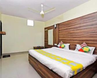 Hotel Padmawati By Grb - Mount Abu - Slaapkamer