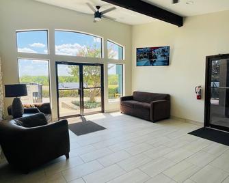 Spanish Trails Inn - Mesquite - Wohnzimmer