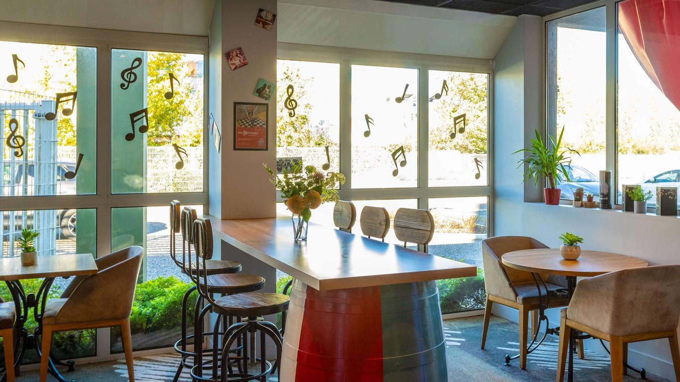 أيبيس بوردو بيساك روت دي فين هوتل