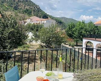 Casa rural con encanto en La Puebla de Arenoso - Puebla de Arenoso - Balcón