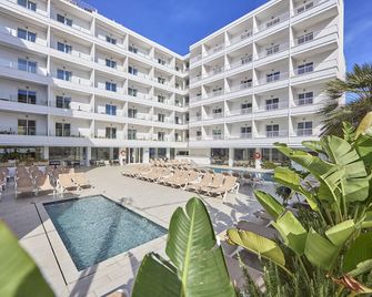 Hotel Ilusion Calma & Spa - Can Pastilla - Basen