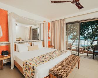 Tamarina Golf & Spa Boutique Hotel - Tamarin - Bedroom
