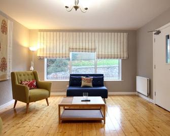 Kc Accommodation - Dungannon - Living room