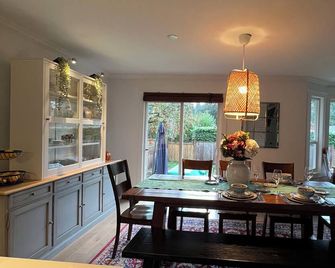 Lf Guesthouse - Nanaimo