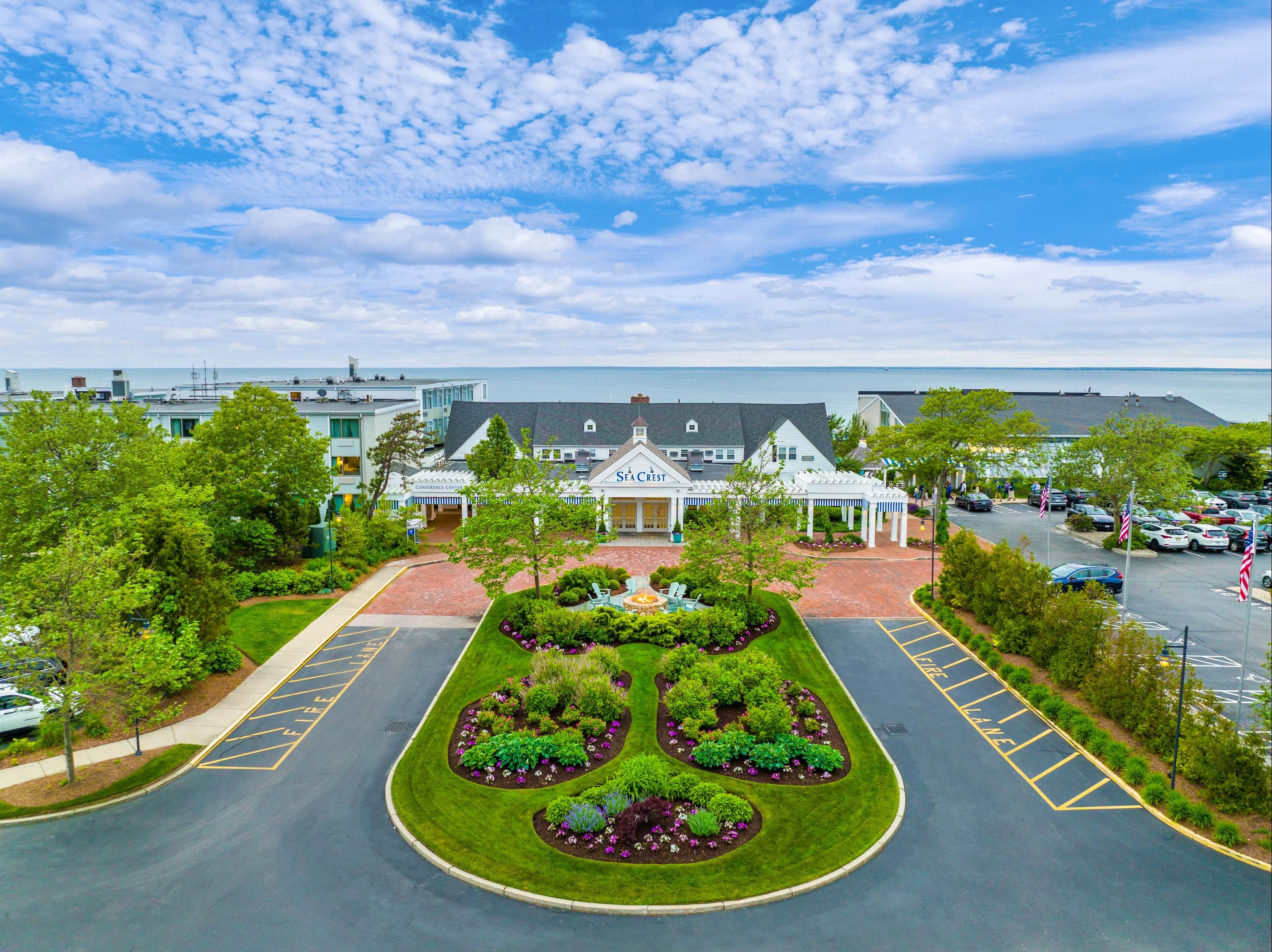 Sea Crest Beach Resort - North Falmouth - Comedor