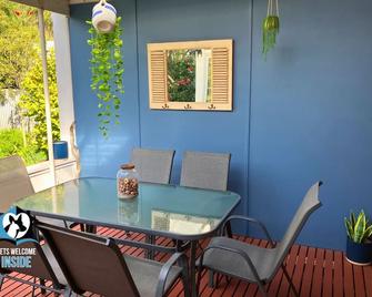 Renovated 3BR One Street to Beach - Victor Harbor - Patio